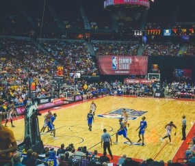 开云平台-荣耀之巅，阿什拉夫的速度风暴，F1年度争冠之夜的唯一答案