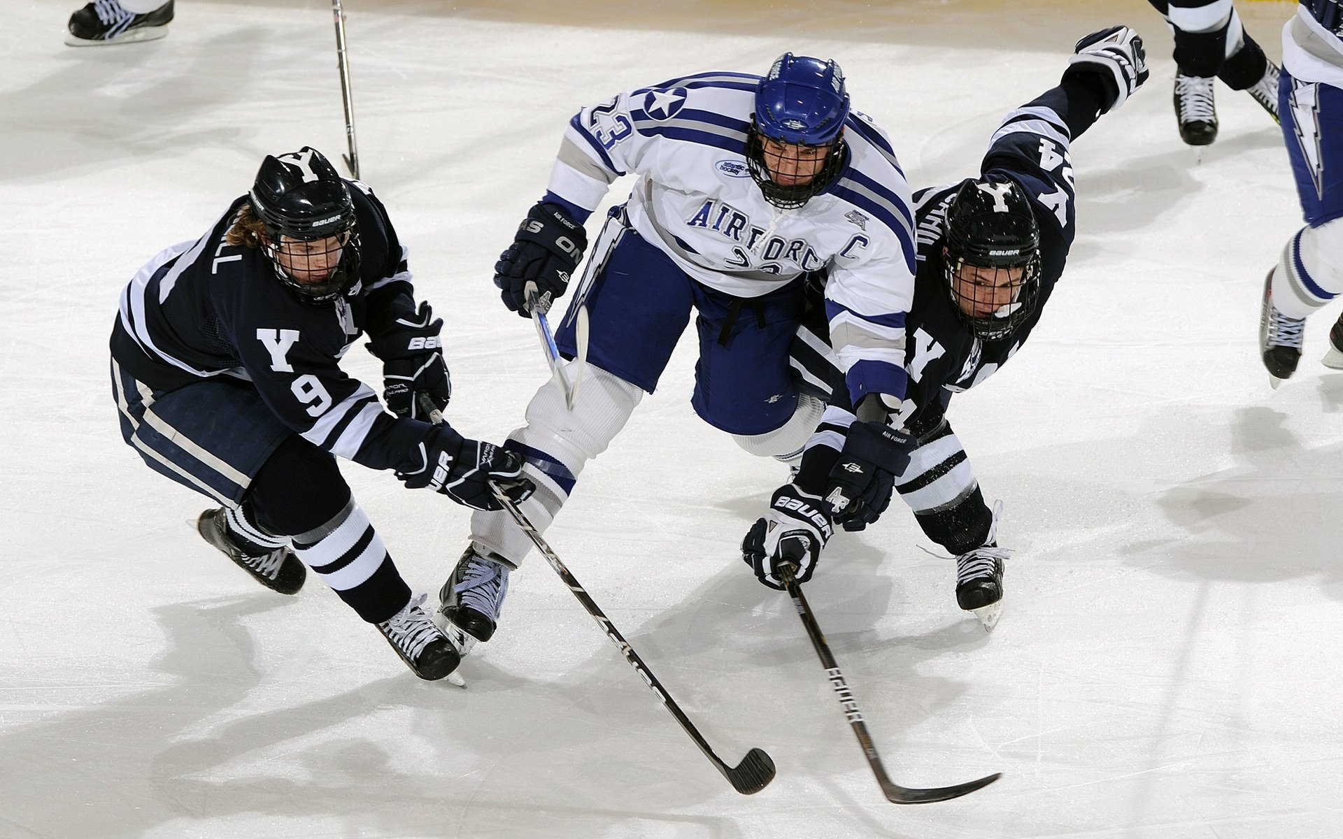 奥运周期关键战，C罗接管比赛，瑞士一波带走玻利维亚的战术启示