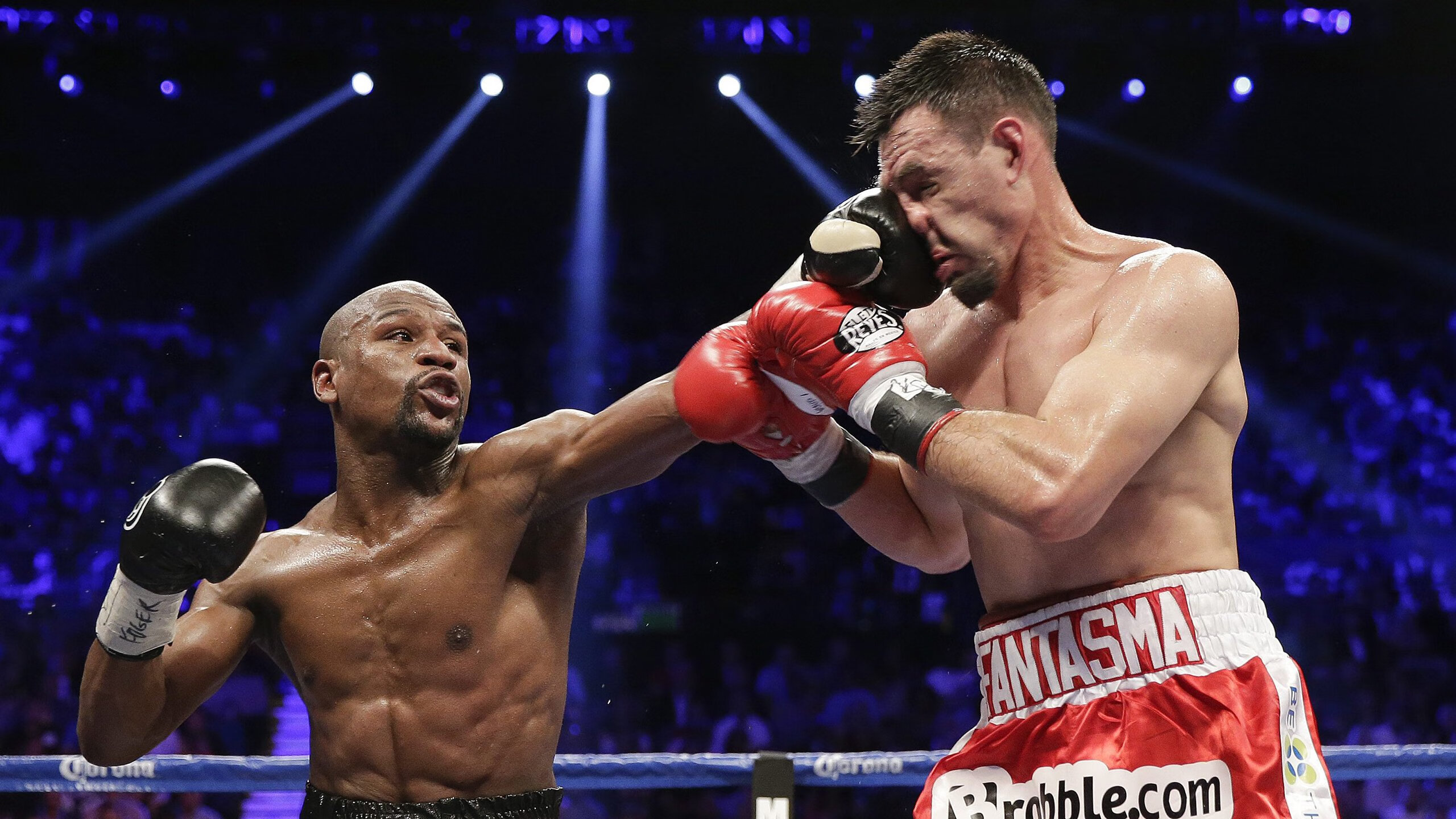 足球与乒乓的奇妙交响，葡萄牙轻取法国，奥恰洛夫高光闪耀