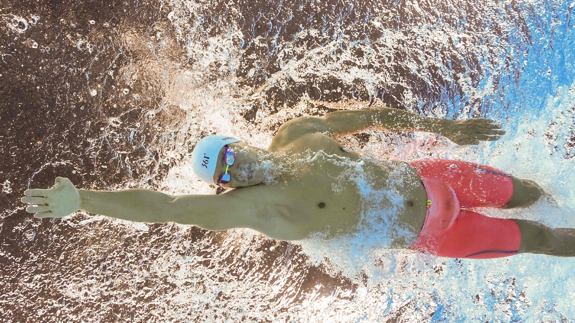 从安菲尔德到慕尼黑,若日尼奥如何扛起利物浦的德国翻盘传奇